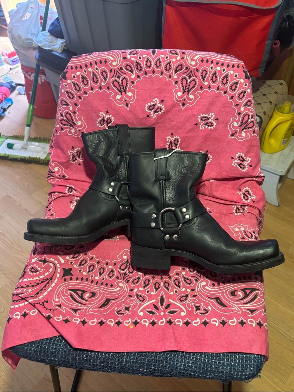 Women’s Frye 8R harness boots size 9
